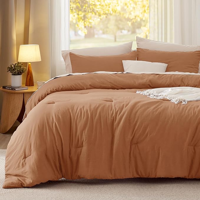 Bedsure Queen Size Comforter Set, Pumpkin Soft Prewashed Bedding for All Seasons, 3 Pieces GentleSoft™ Warm Down Alternative Bed Set, 1 Lightweight Comforter (90"x90") and 2 Pillowcases (20"x26")