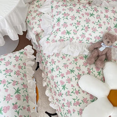 MKXI Fresh Green Floral & Leaf Comforter King Size - 3 Piece Pastoral Style Comforter Set with White Lace Ruffle Edge Soft Aesthetic Floral Bedding Set with 2 Pillow Shams for Teen Girls