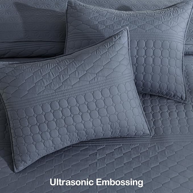 HORIMOTE HOME Steel Blue Queen Size Quilt Set - Soft Microfiber Bedspread with 2 Shams, Lightweight & All-Season Geometric Coverlet for Cozy Bedding