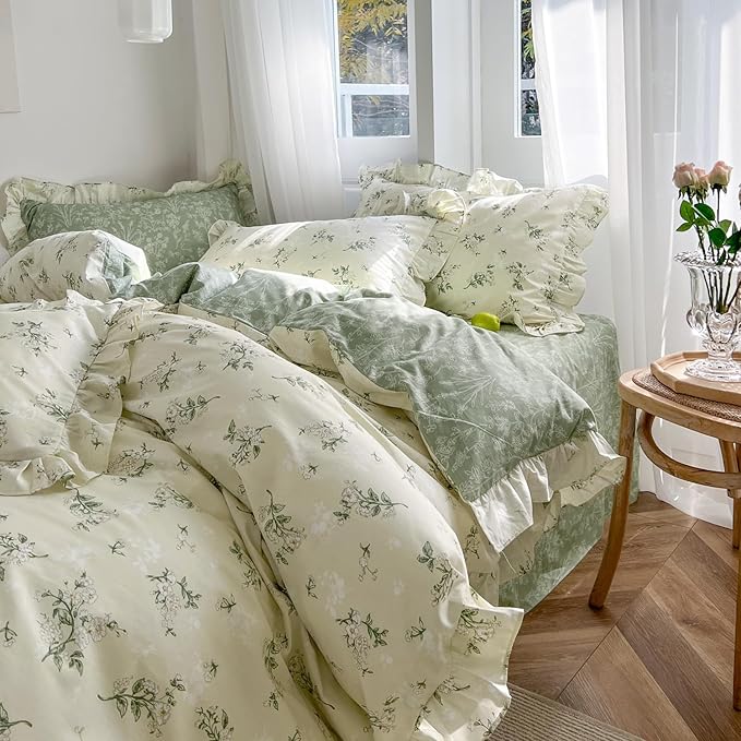 MKXI Queen Size Beige & Green Floral Comforter Set - 3 Piece Ruffled Lace Bedding Set with Reversible Design, Soft Aesthetic Cottagecore Style Green Leaf Comforter for Girls, Women, and Teens