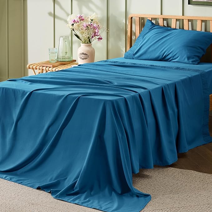 Bedsure Twin Sheets Set - 3 Pieces Soft Twin Bed Sheets - Breathable & Cooling - Hotel Luxury - Easy Care Polyester Microfiber Bedding for Women, Men, Teal Blue
