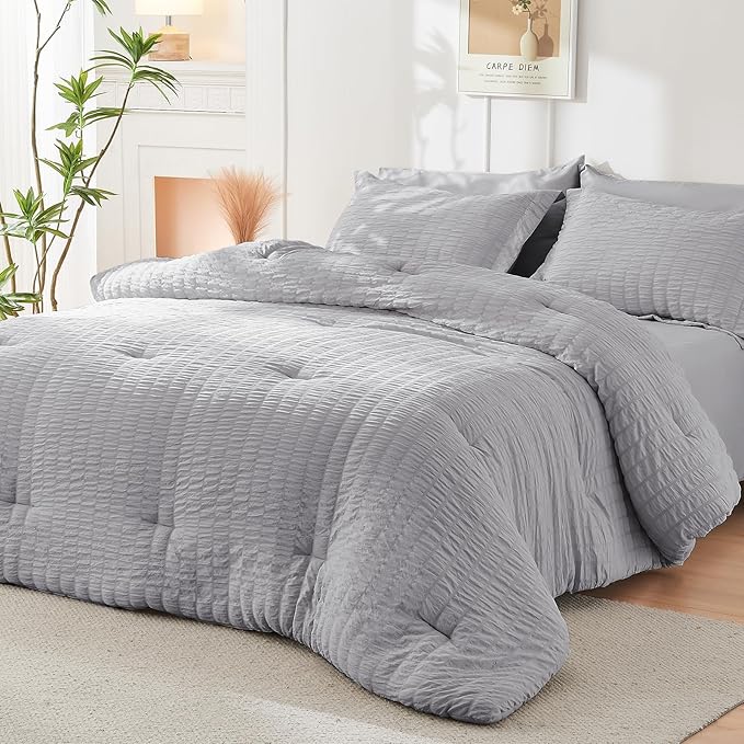 HYMOKEGE Light Grey Twin Comforter Set Seersucker 5 Pieces, All Season Luxury Bed in a Bag for Bedroom, Bedding Set with Comforters, Sheets, Pillowcase & Sham