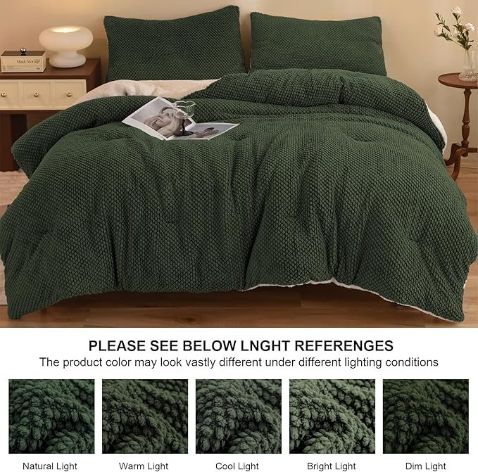 3D Jacquard Design Comforter Set, Ultra-Soft Warm King Size Sherpa Fur Plush 3-Pieces Sets Luxury Cozy Bedding with 2 Pillowcases (104"x90", Dark Green)