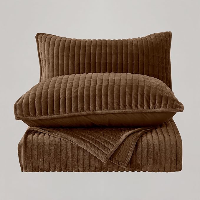 Wonderful Luxury Velvet Quilt - Striped Channel Stitch Brown Quilt Queen, Soft Velvet Lightweight Comforter, Pet-Friendly, Tear-Resistant, Bedspread Coverlet Bedding Set for All Season,94"x94"