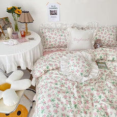 MKXI Fresh Green Floral & Leaf Comforter King Size - 3 Piece Pastoral Style Comforter Set with White Lace Ruffle Edge Soft Aesthetic Floral Bedding Set with 2 Pillow Shams for Teen Girls