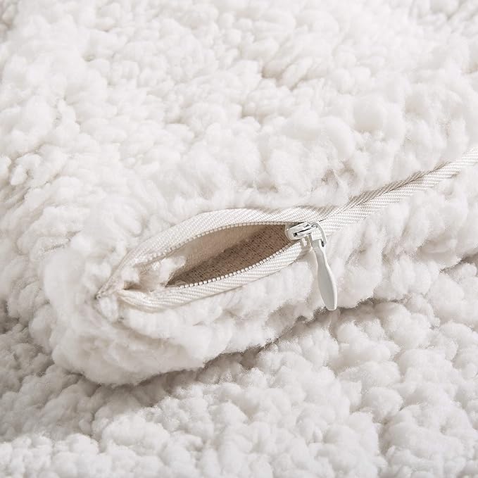 Reafort Ultra Soft Sherpa Euro Sham Pillow Case 26"x26" Replacement with Zipper Closure (Cream, 26"x26" Euro Sham)