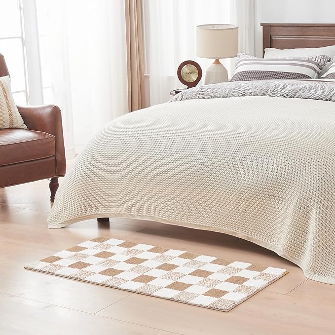 CozeCube Bath mats for Bathroom Non Slip, Fluffy Absorbent Microfiber Bath mat Washable, Aesthetic Bathroom Rugs, Long Beige Checkered Bath Runner, Beige, 59" x 24"