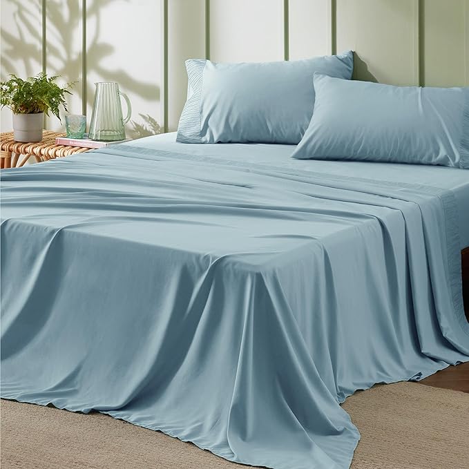 Bedsure Queen Sheet Set - 4 Pieces Soft Queen Size Sheets - Breathable & Cooling - Hotel Luxury - Easy Care Polyester Microfiber Bedding for Women, Men, Light Blue