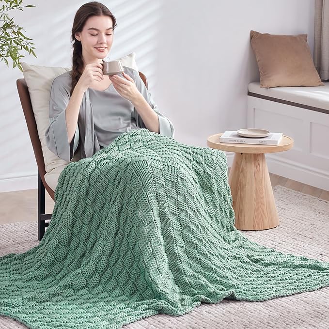 Knitted Weighted Blanket for Adult, No Beads Heavy Blanket 48” x 72'' 12lbs, Breathable Chunky Knit Blanket, Cooling Weighted Blanket for Hot Sleepers, Christmas Home Decor (Light Green)