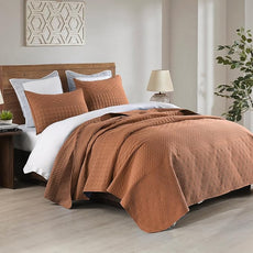 HORIMOTE HOME Burnt Orange Queen Size Quilt Set - Soft Microfiber Bedspread with 2 Shams, Lightweight & All-Season Geometric Coverlet for Cozy Bedding