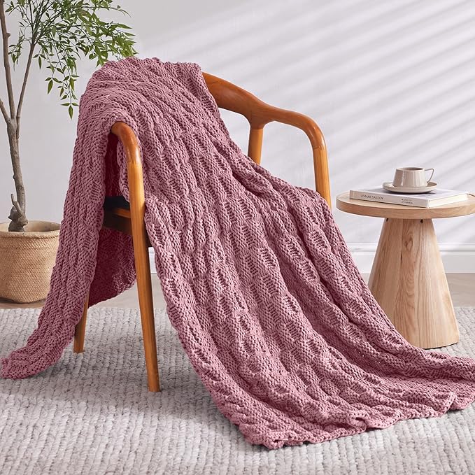 Knitted Weighted Blanket for Adult, No Beads Heavy Blanket 48” x 72'' 15lbs, Breathable Chunky Knit Blanket, Cooling Weighted Blanket for Hot Sleepers, Christmas Home Decor (Pink)
