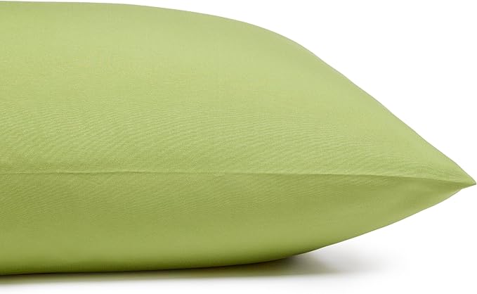 Amazon Basics Lightweight Microfiber 3-Piece Bed Sheet Set, Oliver Light, Solid, Twin XL AmazonBasics