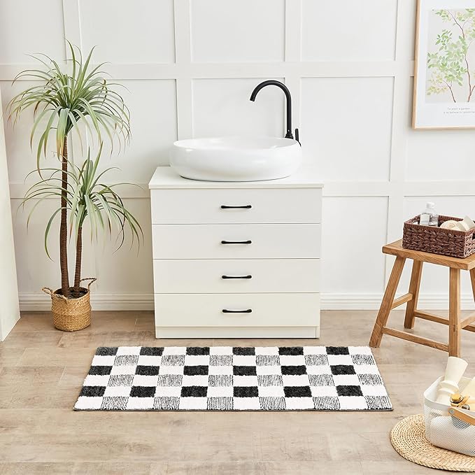 CozeCube Bath mats for Bathroom Non Slip, Fluffy Absorbent Microfiber Bath mat Washable, Aesthetic Bathroom Rugs, Long Jet Black Checkered Bath mat, Jet Black, 47" x 24"