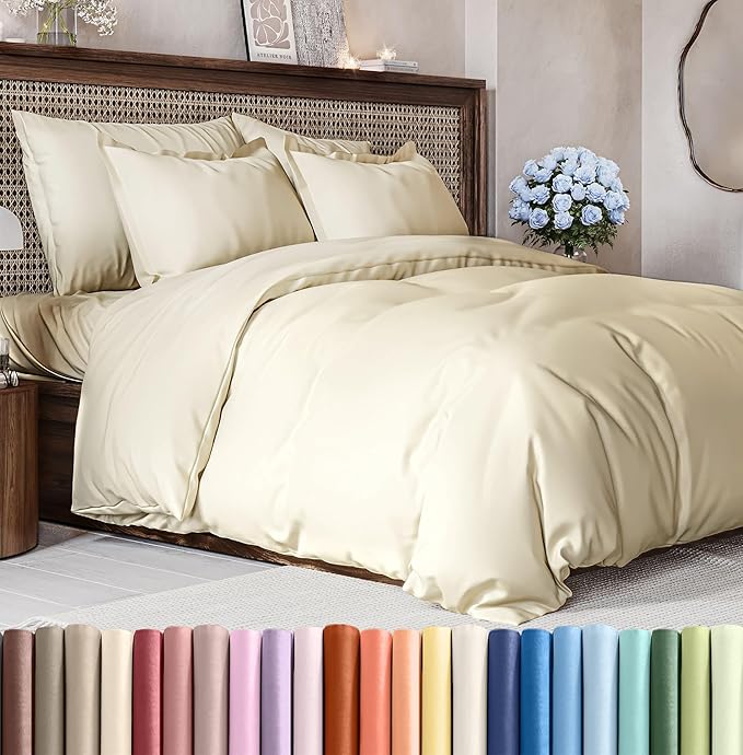 CGK Unlimited Duvet Cover King Size Set - Extra Soft King Size Duvet Cover 104 x 90 with 2 Pillow Shams - Hotel Quality w/Zipper Closures & Ties - Bedding and Bed Linens Set (Off White)