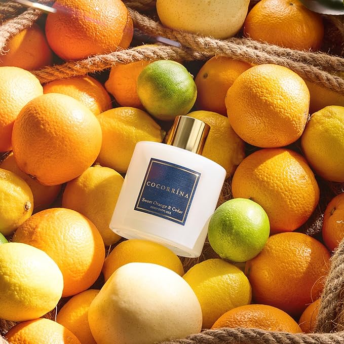 COCORRÍNA Reed Diffuser - Sweet Orange & Cedar 6.7 Fl.oz Reed Diffuser Set with Sticks & Preserved Baby's Breath, Reed Diffuser for Home Bathroom Shelf Decor