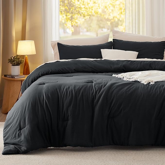 Bedsure Queen Size Comforter Set, Black Soft Prewashed Bedding for All Seasons, 3 Pieces GentleSoft™ Warm Down Alternative Bed Set, 1 Lightweight Comforter (90"x90") and 2 Pillowcases (20"x26")