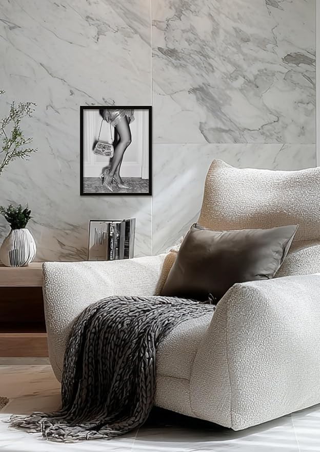 Luxury Lady Posters Canvas Art Wall Decor Trendy Black And White Wall Art Retro Girl Room Prints Beautiful Chic Woman Picture For Bedroom Office Bathroom Wall Decor 12" × 16" With Framed