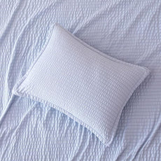 Amazon Basics Jacquard Geometric Microfiber 2-Piece Duvet Cover Set, Includes 1 Duvet Cover and 1 Pillow Sham, Twin, Blue Striped