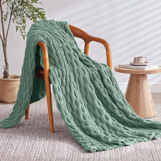 Knitted Weighted Blanket for Adult, No Beads Heavy Blanket 70” x 90'' 20lbs, Breathable Chunky Knit Blanket, Cooling Weighted Blanket for Hot Sleepers, Christmas Home Decor (Light Green)