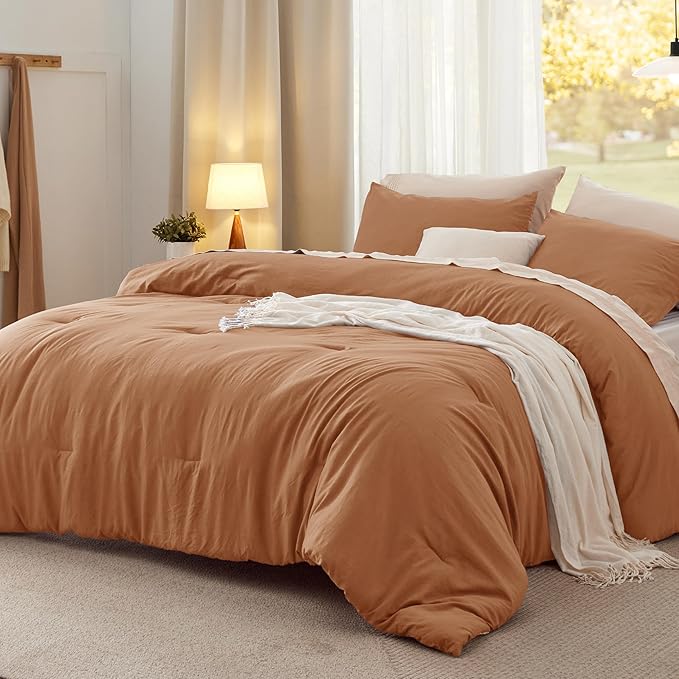 Bedsure Queen Size Comforter Set, Pumpkin Soft Prewashed Bedding for All Seasons, 3 Pieces GentleSoft™ Warm Down Alternative Bed Set, 1 Lightweight Comforter (90"x90") and 2 Pillowcases (20"x26")