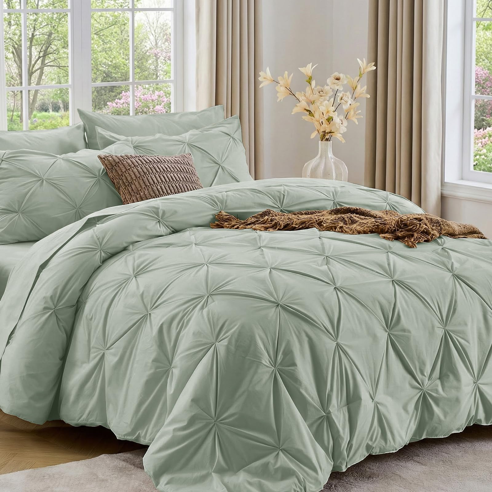 Sasttie Twin XL Comforter Set, 5-Piece Bed in a Bag, Pintuck Bedding Sets for All Season, Includes Comforter, Flat Sheet, Fitted Sheet, Pillowcase and Pillowsham, Beige