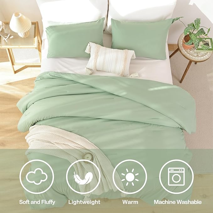 ROSGONIA Sage Green Twin/Twin XL Comforter Set for College Girls Boys, 1 Sage Comforter & 1 Pillowcase, Lightweight Kids Comforter Sets Dorm Bedding