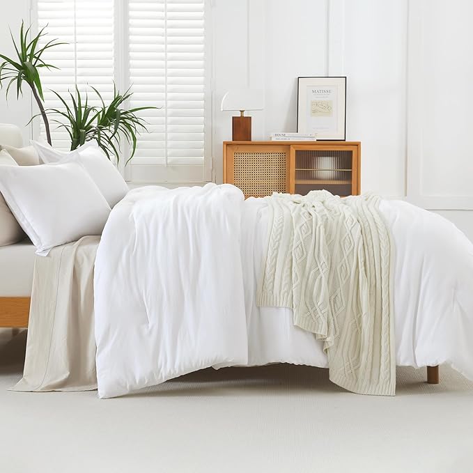 Litanika Comforter Set, Lightweight Solid Bedding Comforter Set, Fluffy Down Alternative Bed Set, Bright White, Super King Plus