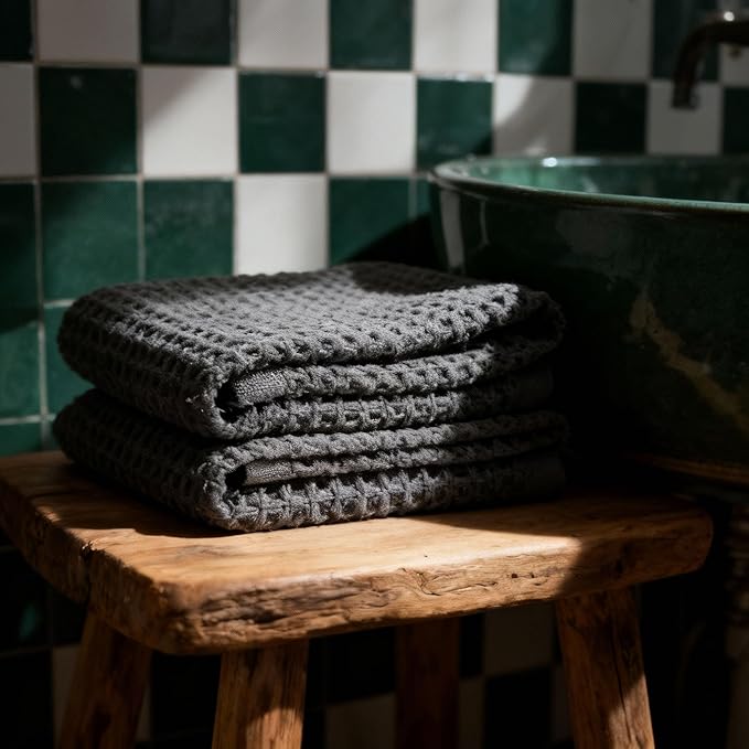 Italic Sedona Waffle Hand Towels – 410 GSM 100% Cotton, Set of 2, Lightweight, Quick-Drying & Textured Towels (Charcoal)