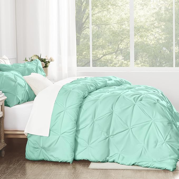 Andency Mint Green King Size Comforter Set (104x90Inch), 3 Pieces Soft Lightweight Western Modern Pinch Pleat Bedding Comforters, All Season Warm Down Alternative Bed Set for Boys Men Adults