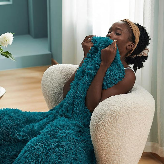 Bedsure GentleSoft Fluffy Turquoise Teal Blankets Queen Size for Bed, Thick Sherpa Faux Fur Fleece Fuzzy Plush Winter Warm Soft Full Queen Blankets, Bedroom Teal Decor Cozy Gifts for Women Men, 90x90