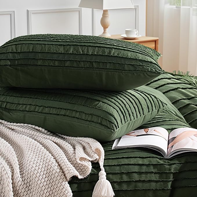 NEXHOME PRO Duvet Cover Full Size, Blue 3 Pieces Boho Tufted Duvet Cover Set, Soft and Lightweight Microfiber Comforter Cover Set for All Season (Forest Green,80 x 90)-No Comforter