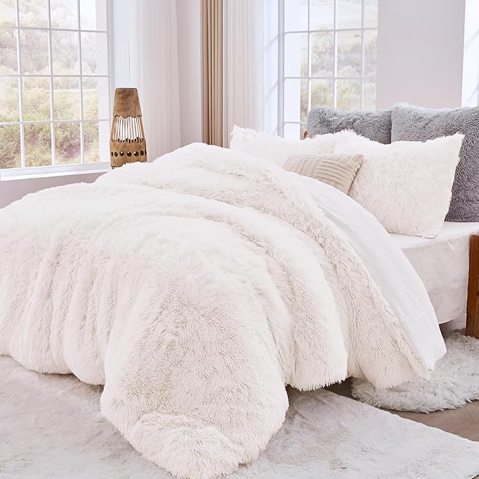 Sasttie 3-Piece Fluffy Duvet Cover Full, Ultra Soft Faux Fur and Velvet Camel Comforter Cover, Luxury Fuzzy Bedding Sets for Winter Bed, Includes 1 Duvet Cover and 2 Pillowcases, No Comforter