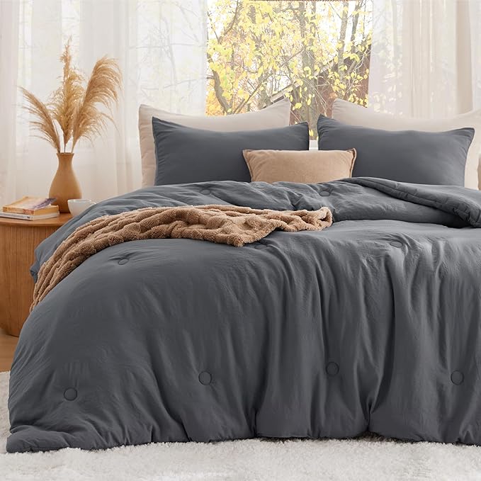 Bedsure Twin Comforter Set Dark Grey, Soft Prewashed Twin Size Bedding, Quilted Comforter with Circle Design, Down Alternative Comforter for All Seasons, 2 Pieces Bed Set with 1 Pillow Sham