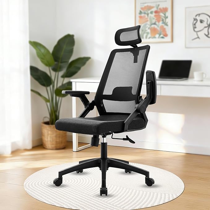 Office Chair ergonomically Designed with Breathable mesh backrest and Lumbar Support Adjustable Height Suitable for Offices Homes bedrooms Study Rooms (Black)