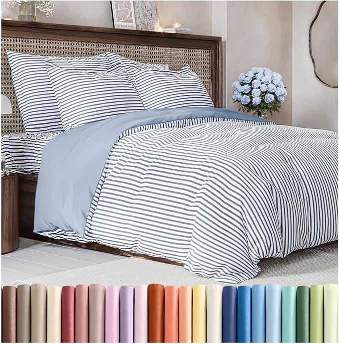 Duvet Cover Queen Size Set - Extra Soft Queen Size Duvet Cover 90 x 90 with 2 Pillow Shams - Hotel Luxury Easy Care & Fade Free w/Zipper Closures & Ties - Comfy Breathable Bedding Set (Blue Stripes)