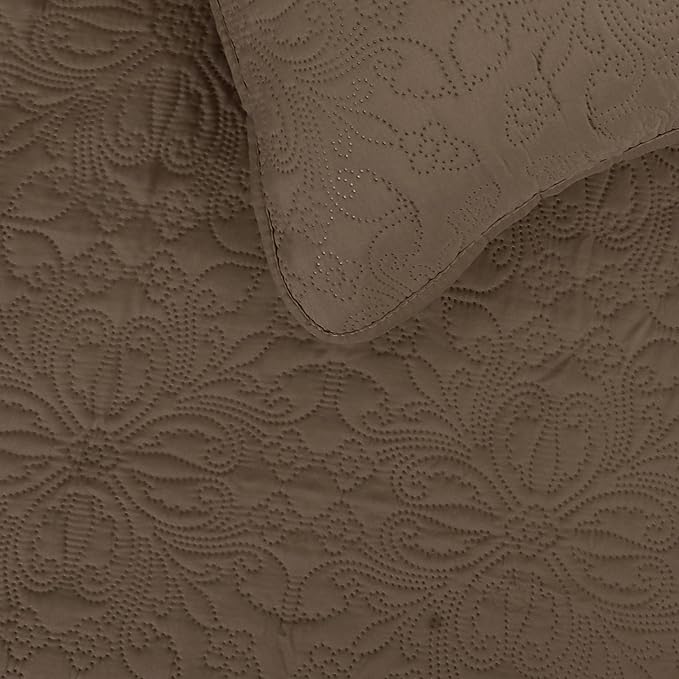 Easy-Going Full/Queen Size Reversible Quilt Set with 1 Quilt and 2 Pillow Shams, Soft Bed Quilt Cover, Water Resistant Lightweight Microfiber Bedspread, Stain Resistant, Damask-Camel/Ivory