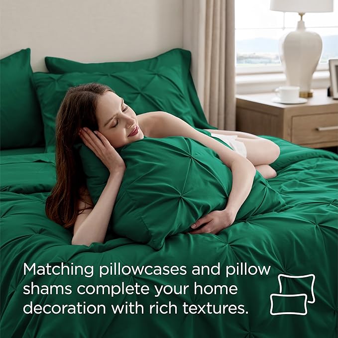 Bedsure Full Comforter Set Dark Green - Bed in a Bag Full Size Bedding Set 7 Pieces, GentleSoft™ Pintuck Bed Set Gift for Family, Pinch Pleat All Season Comforter with Sheets, Pillowcases & Shams