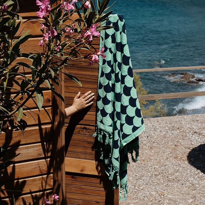 sea me at home 100% Turkish Cotton Bath, Beach, and Pool Towel with Unique Design - 31x62 Inches (Nautical Mint)