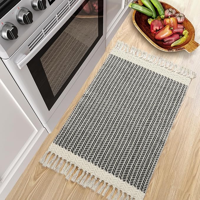 Lahome Boho Bathroom Rugs, Small 2x3 Entry Rug Washable Front Door Bath Mat Woven Cotton Area Rug with Tassels, Farmhouse Non Shedding Lightweight Grey Throw Rug Low Pile Carpet for Kitchen