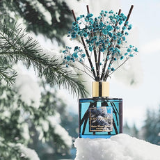 COCORRÍNA Reed Diffuser - Maine Winter Balsam Reed Diffuser Set with 8 Sticks & Preserved Baby's Breath, Reed Diffuser for Home Bathroom Shelf Decor