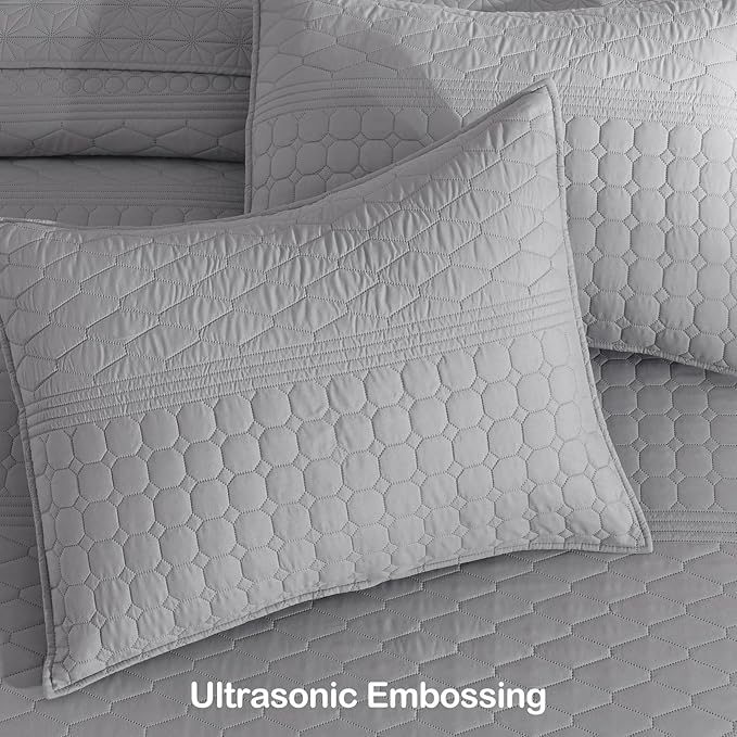 HORIMOTE HOME Grey Twin Size Quilt Set - Soft Microfiber Bedspread with 1 Sham, Lightweight & All-Season Geometric Coverlet for Cozy Bedding