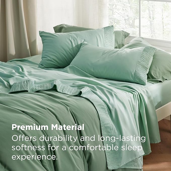 Bedsure Full Size Bed Sheets - 4 Pieces Soft Full Sheet Set - Breathable & Cooling - Hotel Luxury - Easy Care Polyester Microfiber Bedding for Women, Men, Mint Green