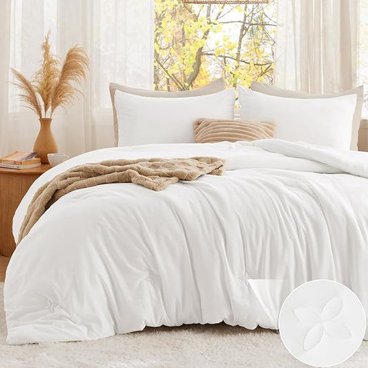 Bedsure California King Comforter Set White, Soft Prewashed Cal King Bedding, Quilted Comforter with Clover Design, Down Alternative Comforter for All Seasons, 3 Pieces Bed Set with 2 Pillow Shams