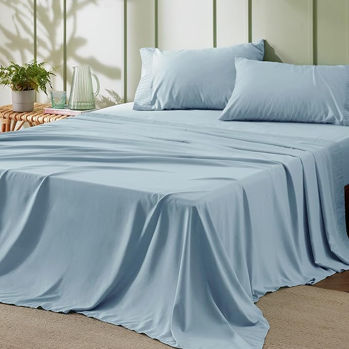 Bedsure King Size Sheets Set - 4 Pieces Soft King Sheets - Breathable & Cooling - Hotel Luxury - Easy Care Polyester Microfiber Bedding for Women, Men, Light Blue