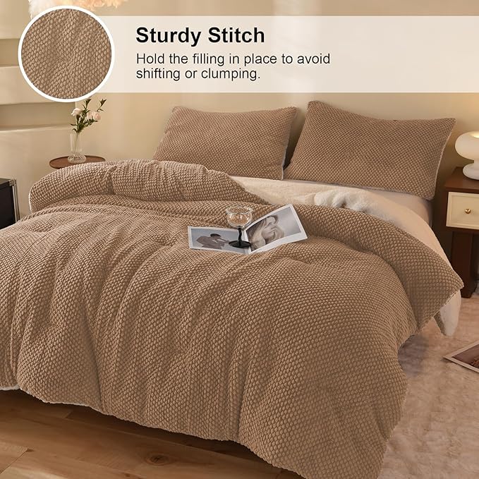 3D Jacquard Design Comforter Set, Luxury Cozy Sherpa Fur Plush 3-Pieces Ultra-Soft Warm Sets Bedding with 2 Pillowcases (Queen Size 90"x90", Beige)