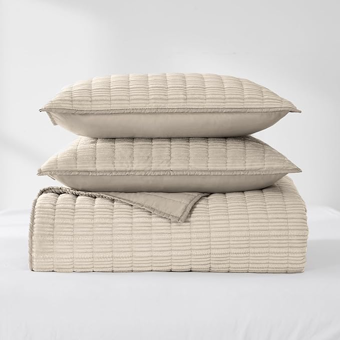 Wonderful Luxury Velvet Quilt - Striped Channel Stitch Beige Quilt King, Soft Corduroy Lightweight Comforter, Pet-Friendly, Tear-Resistant, Bedspread Coverlet Bedding Set for All Season,106"x94"