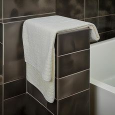 Tens Towels Pack of 2 Extra Large Bath Sheets 35 x 70 Inches, 100% Cotton, Larger & Lighter Weight, Quicker to Dry, Super Soft & Absorbent, Oversized Bath Towels, Cream