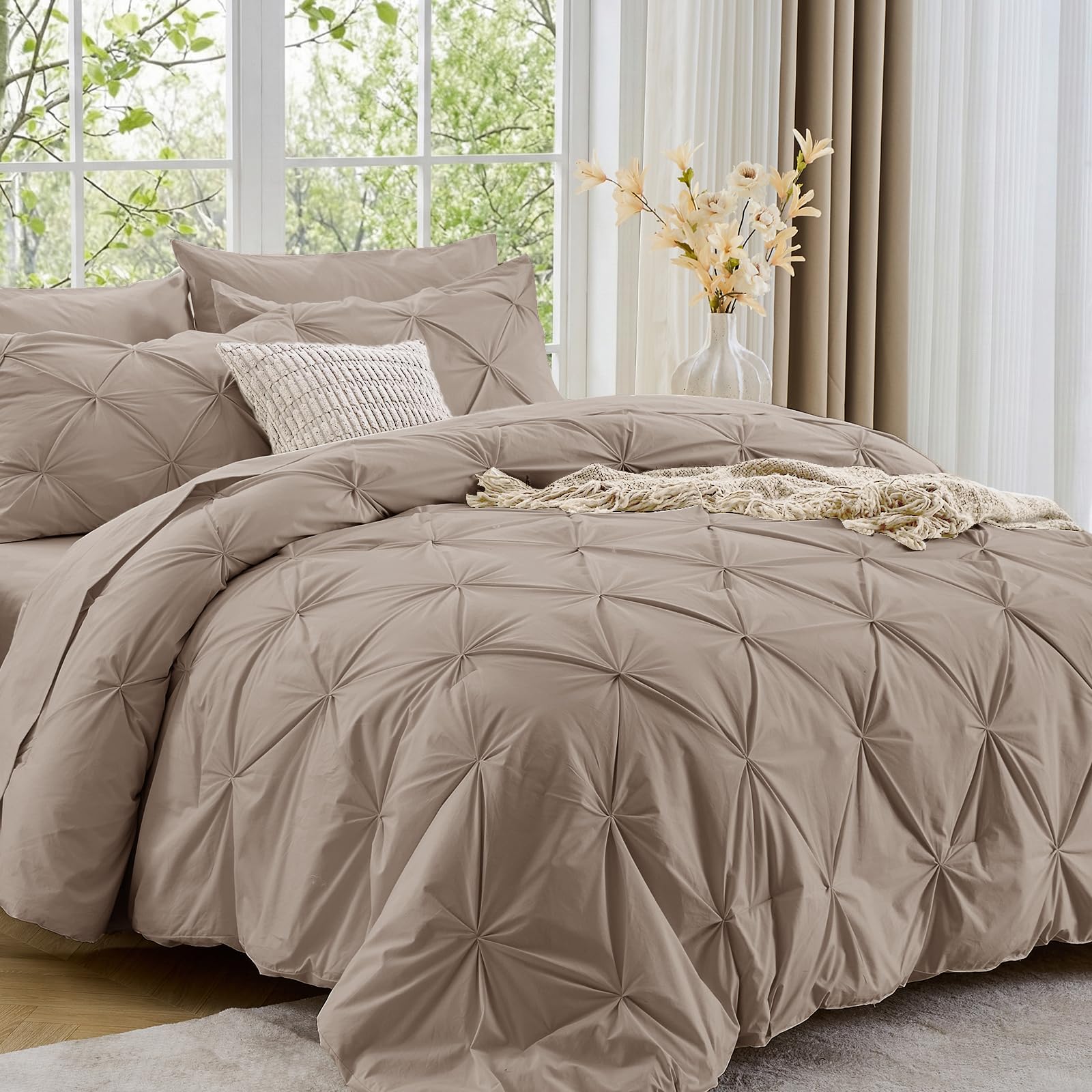 Sasttie Twin XL Comforter Set, 5-Piece Bed in a Bag, Pintuck Bedding Sets for All Season, Includes Comforter, Flat Sheet, Fitted Sheet, Pillowcase and Pillowsham, Beige