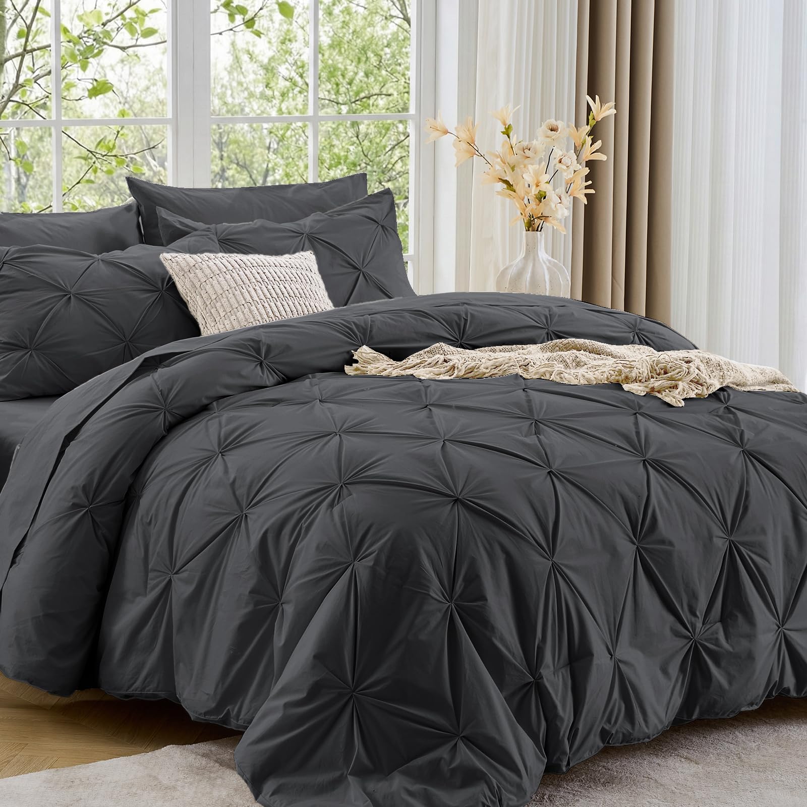 Sasttie Twin XL Comforter Set, 5-Piece Bed in a Bag, Pintuck Bedding Sets for All Season, Includes Comforter, Flat Sheet, Fitted Sheet, Pillowcase and Pillowsham, Beige