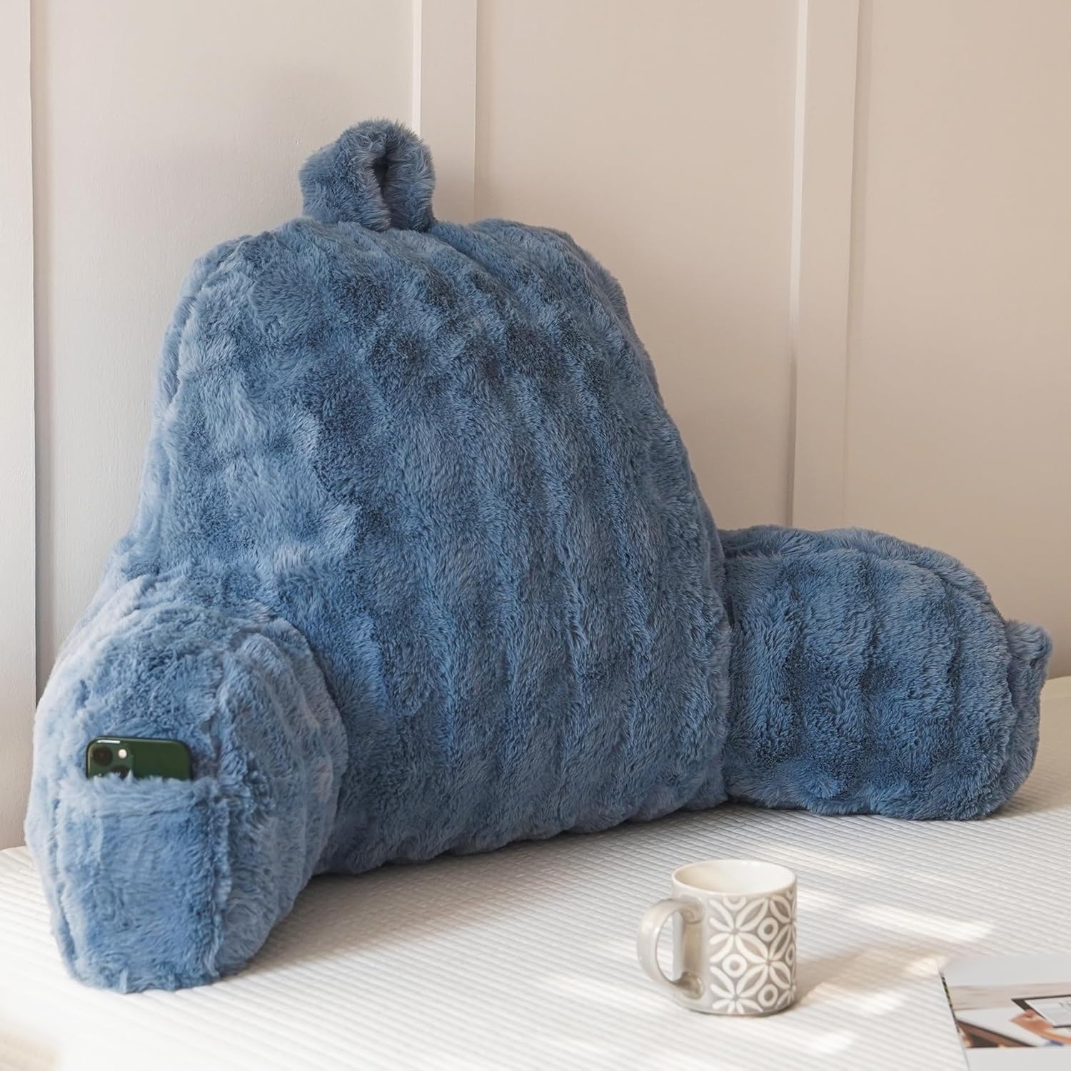 Yaoshuho Faux Fur Reading Pillow for Sitting in Bed, Large Backrest Bed Pillow with Arms, Back Support Pillow for Lounging Bedrest, Beige Dormly